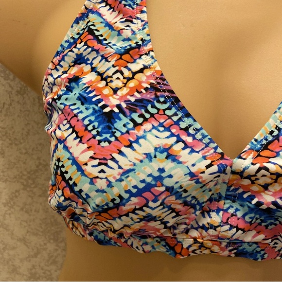 Source Unknown Multicolor Chevron Bikini Top - Picture 5 of 12